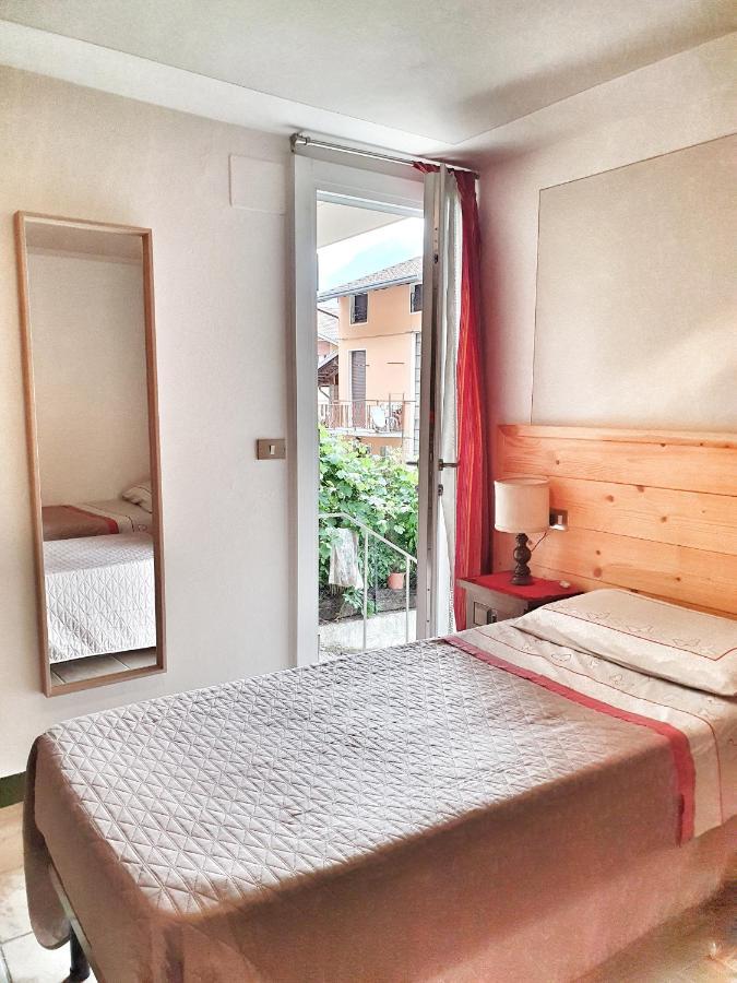B&B Il Pettirosso Malonno Exterior photo