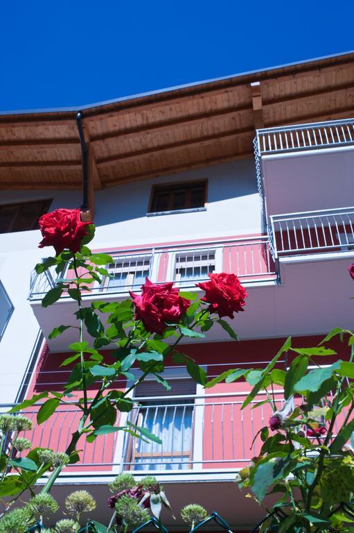 B&B Il Pettirosso Malonno Exterior photo